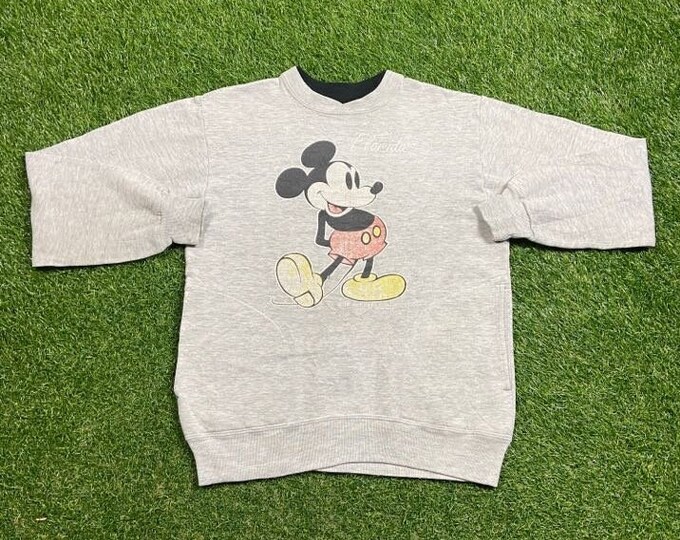 Vintage Mickey Mouse Crewneck Sweatshirt Size Medium M Walt Disney World Magic Kingdom 1990s Classic 90s Magic Pull Over