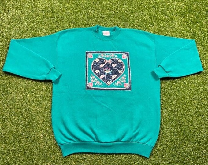 Vintage Gardening Love Crewneck Sweatshirt Made USA Size Xtra Large XL Flowers Bees Caterpillars Butterflies Nature Plants 1990s 90s