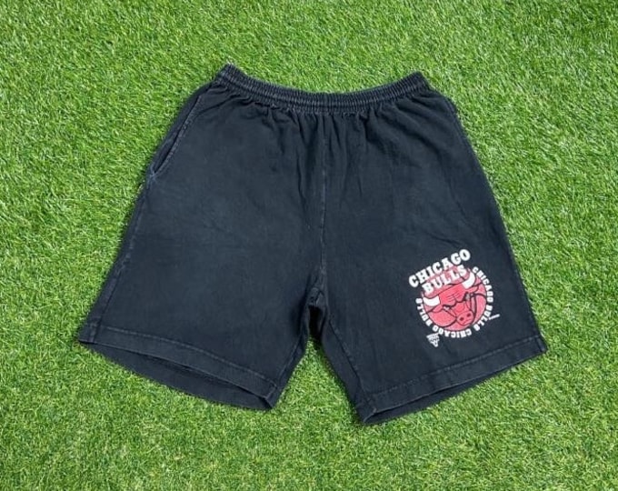 Vintage Chicago Bulls Shorts Made USA Size Medium M NBA Basketball Illinois Gym Shorts 1990s 90s