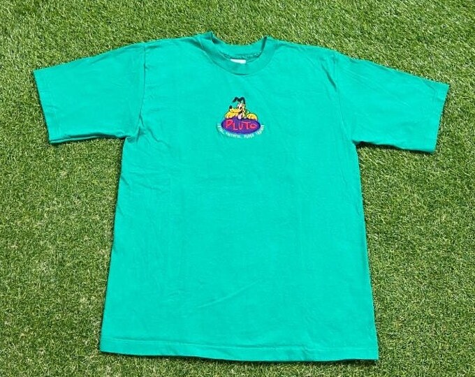 Vintage Pluto T Shirt Tee The Disney Store Made USA Size Large L Walt Disney World Mickey Mouse Magic Kingdom WDW Disneyland 1990s 90s