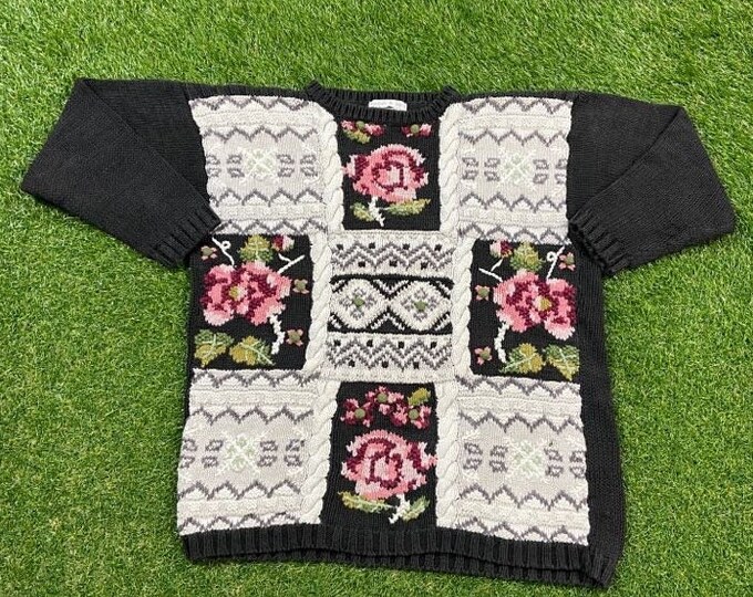 Vintage Flowers Knit Crewneck Sweater Jennifer Reed Size Large L Gardening Love Bees Caterpillars Butterflies Nature Plants 1990s 90s