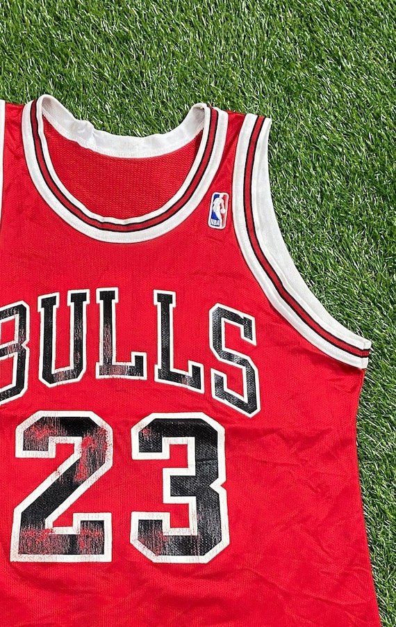 Vintage Chicago Bulls Michael Jordan #23 Jersey Champion Made USA