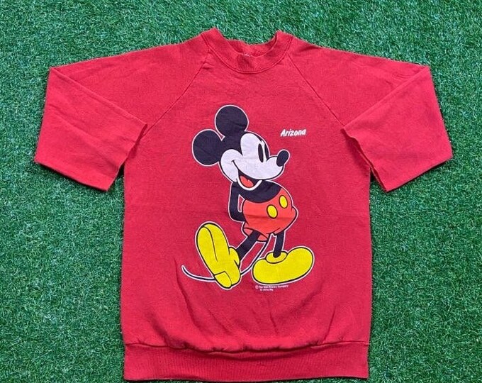 Vintage Mickey Mouse Crewneck Sweatshirt Size Small S Walt Disney World Magic Kingdom Disneyland Classic Rare Pull Over Oversized