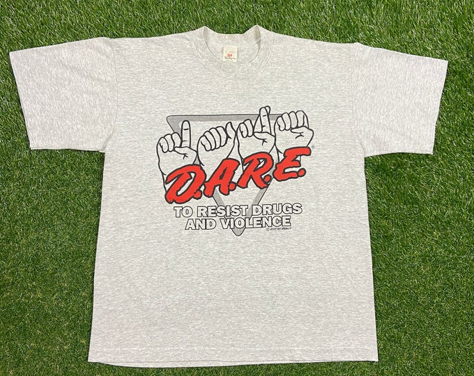 Vintage D.A.R.E. T Shirt Tee Drug Abuse Resistance Education R&T Specialty Made USA Size Large L 1990s 90s