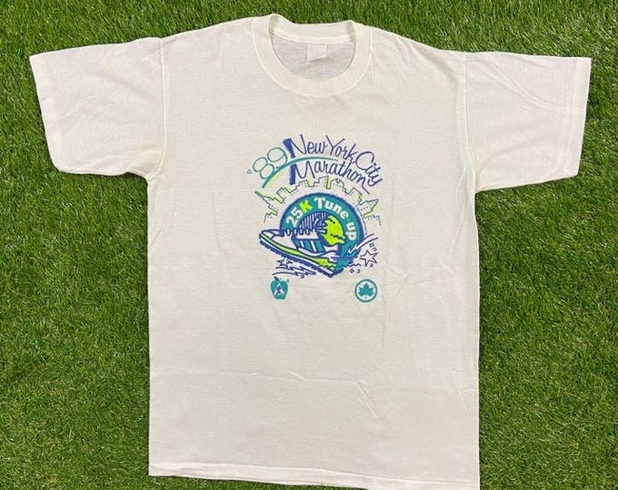 Vintage New York City Marathon 1989 T Shirt Tee Size Medium M 25K Tune Up 80s 1980s Big Apple NYC Manhattan