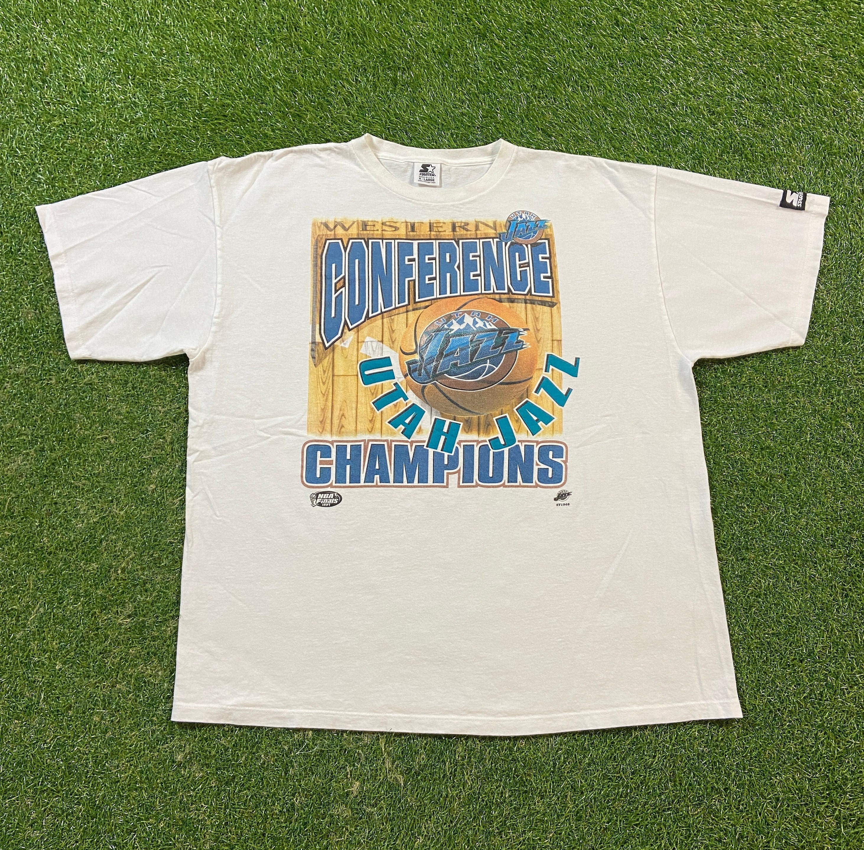 Utah Jazz Fanatics Branded Vintage Vibe Graphic T-Shirt - Mens
