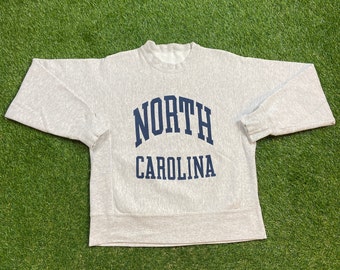 Vintage UNC University of North Carolina Tar Heels Crewneck Sweatshirt Size Medium M NCAA College Basketball Air Jordan 1990s 90s Oversized