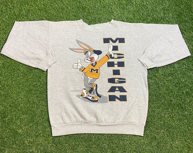 Vintage University of Michigan Wolverines Crewneck Sweatshirt Size XL NCAA College Football Detroit Big House Bugs Bunny Looney Tunes 1990s