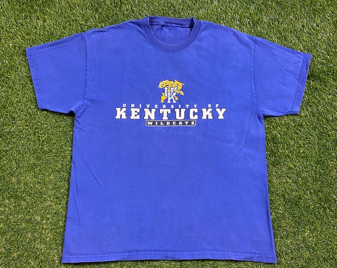Vintage University of Kentucky Wildcats T Shirt Size Medium M NCAA College Basketball Lexington Go Big Blue College UK Classic 1990s