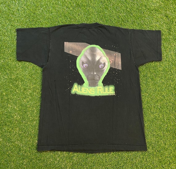 Vintage Alien Rule T Shirt Tee Fruit of the Loom Size Xtra Large