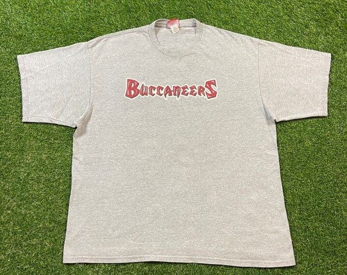Vintage Tampa Bay Buccaneers T Shirt Tee Size XXL 2XL NFL Football Super Champions Tom Brady TB12 1990s 90s