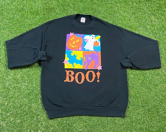 Vintage Halloween Boo! Crewneck Sweatshirt Jerzees Made USA Size Large L Haunted House Trick or Treat Oct 31 Spooky Pull Over Oversized 90s