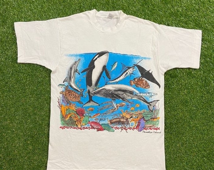 Vintage Paradise Island T Shirt Tee Fruit of the Loom Made USA Size Large L Sea Life Planet Ocean Animals Habitat All Over Print Cool 1990s