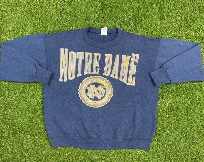 Vintage Notre Dame University Crewneck Sweatshirt Galt Sand Made USA Size Large L NCAA College Football Fighting Irish Pull Over 1990s 90s