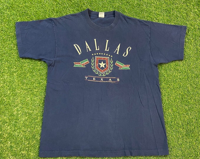 Vintage Dallas Texas T Shirt Tee Fruit of the Loom Made USA Size Xtra Large XL Cowboys Mavericks Houston Austin Spurs 1990s 90s
