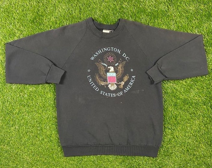 Vintage Washington DC United States of America Crewneck Sweater Fruit of the Loom Made USA Size Large District of Columbia Pull Over
