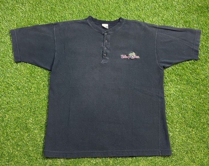 Vintage  Disney Quest T Shirt Tee Made USA Size Large L Walt Disney World Magic Kingdom Disneyland Classic WDW 1990s 90s