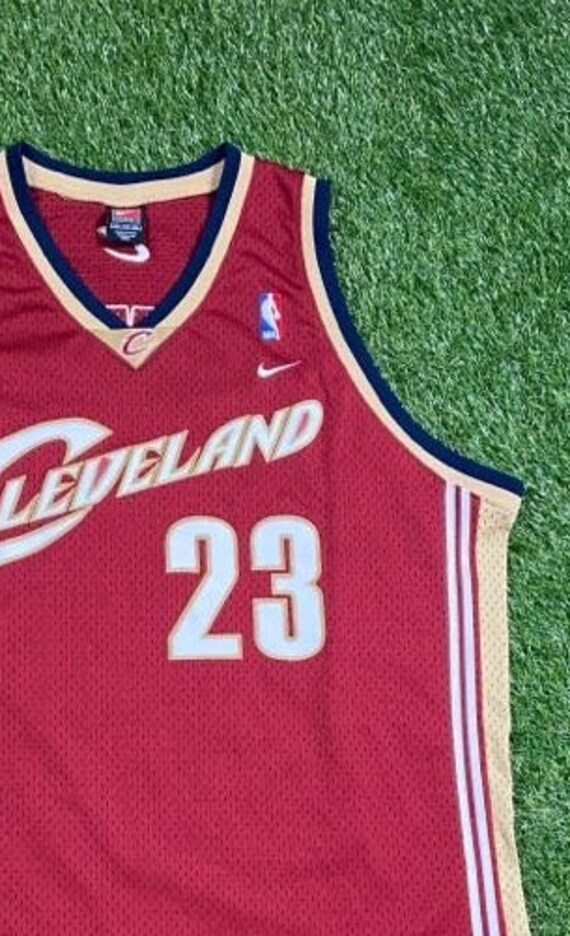 Vintage Cleveland Cavaliers LeBron James #23 Jersey Nike Size XXL