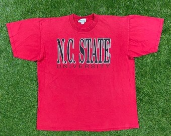 Vintage NC State University WolfPack T Shirt Tee NCAA College Basketball Winona Made USA Size Xtra Large Xl North Carolina 1990s 90s