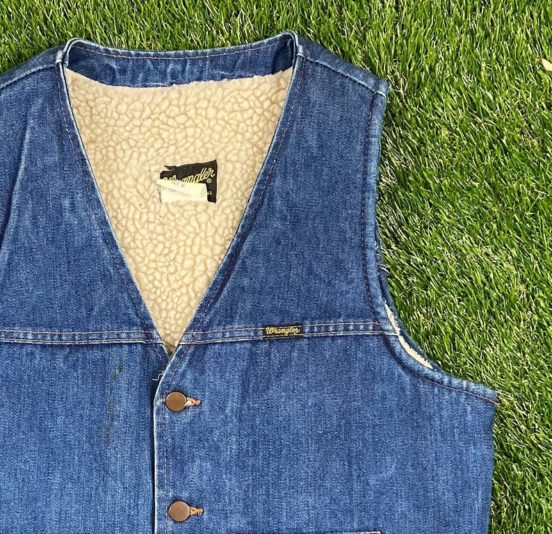 Vintage Wrangler Denim Coat Vest Size Medium 1980s 80s Warm Cozy Winter Comfy Hunting Hiking Green Snow Quality Sherpa 70s