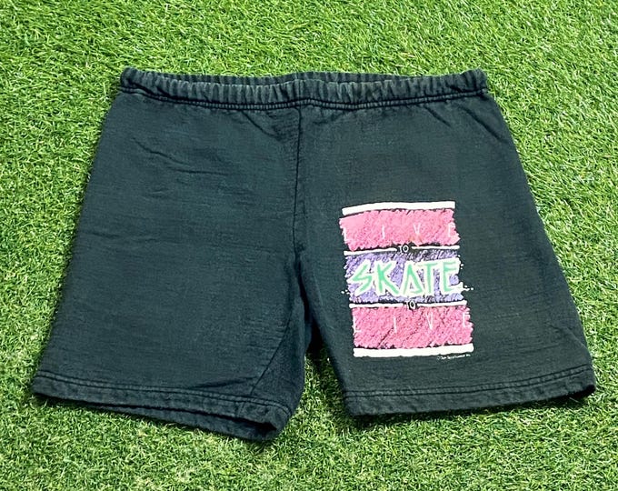 Vintage Live to Skate to Live Sweat Shorts Size Small S Quicksilver Surf Skate Snowboarding Extreme Sports Sleeve Hawk 1990s 90s
