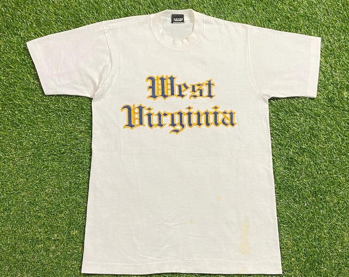 Vintage West Virginia University T Shirt Tee Made USA Size Medium M Mountaineers WVU NCAA College Football Classic 1990s 90s