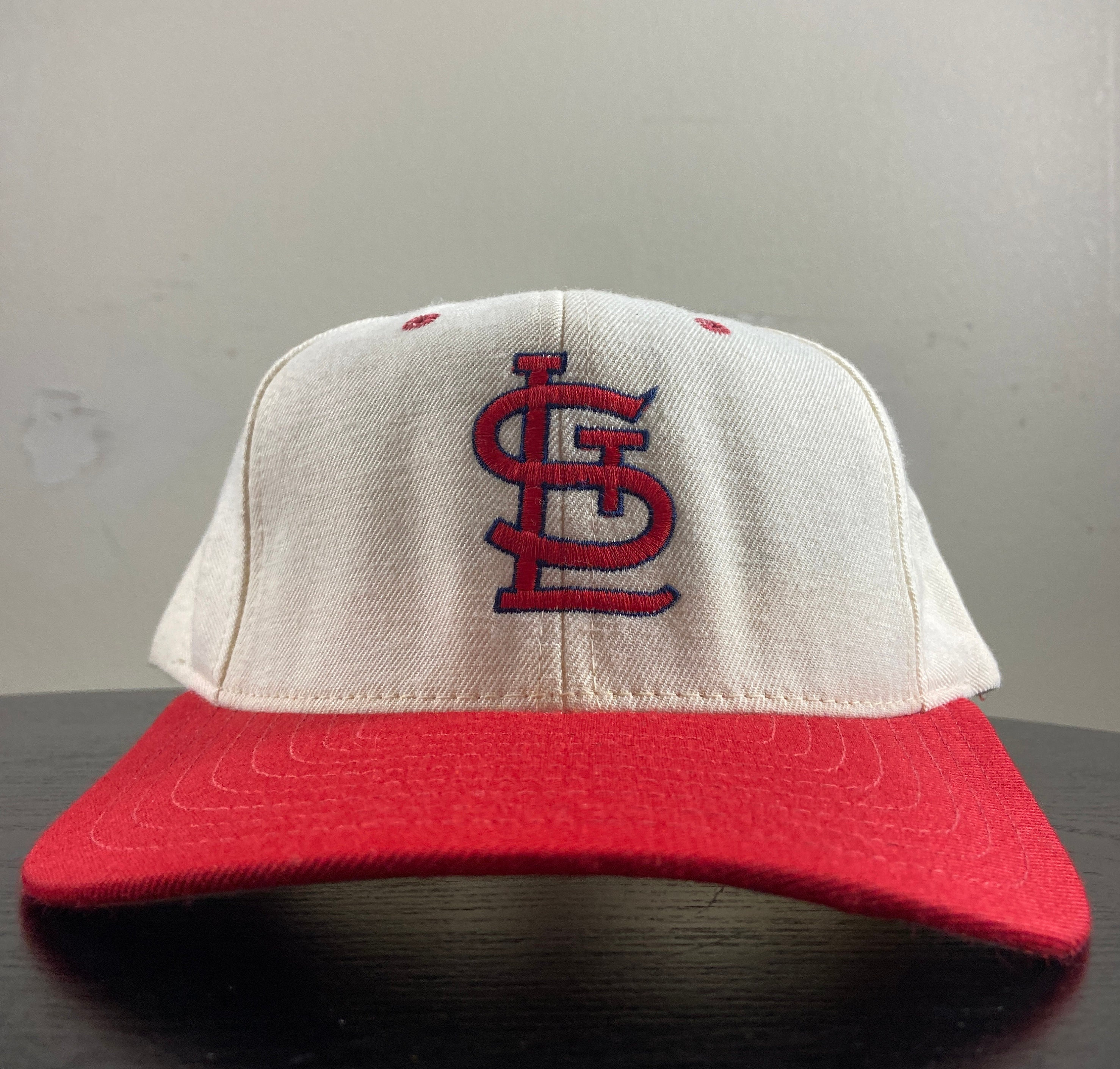 Vintage 90s Starter MLB St Louis Cardinals Pinstripe Snap Back Hat White Tag