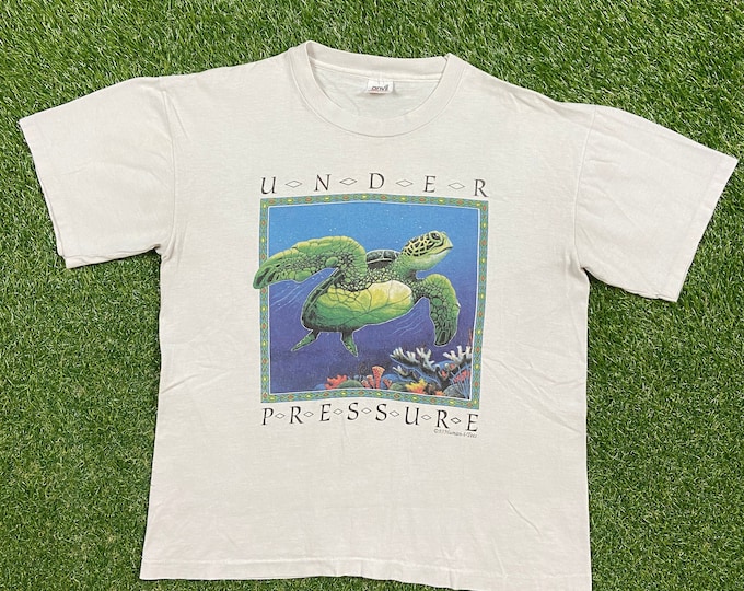 Vintage Under Pressure T Shirt Tee Anvil Made USA Human I Tees Size Large L Sea Turtles Planet Earth 1990s 90s All Over Save the Turtles