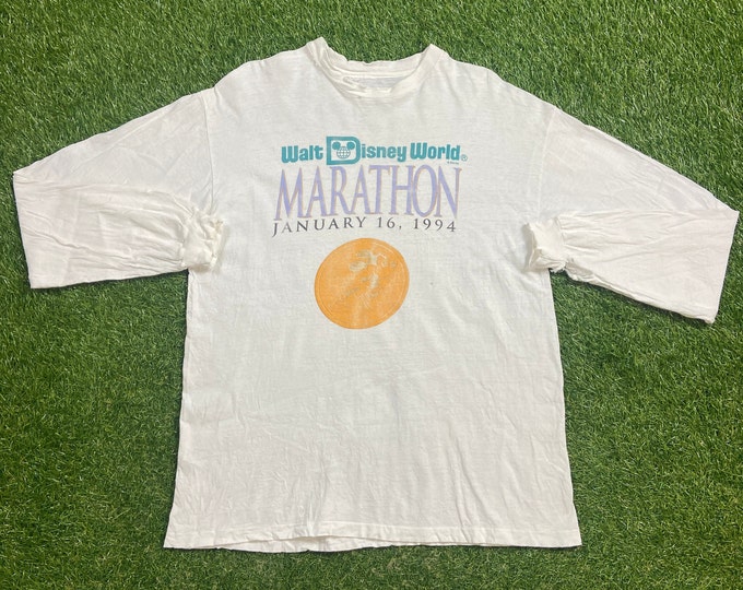 Vintage Walt Disney World Marathon Long Sleeve Shirt Size Medium M WDW Disneyland Magic Kingdom Mickey Mouse 1990s 90s