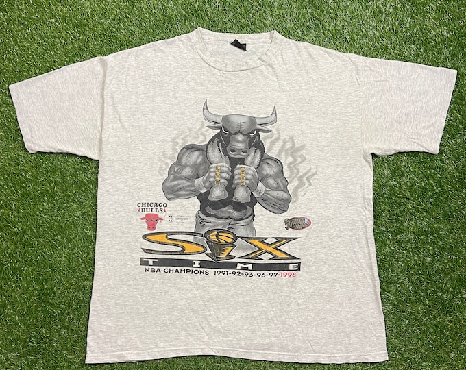 Vintage Chicago Bulls T Shirt Tee Made USA Size 3X NBA Basketball Illinois Classic Jordan Six Time Champions 1990s 90s