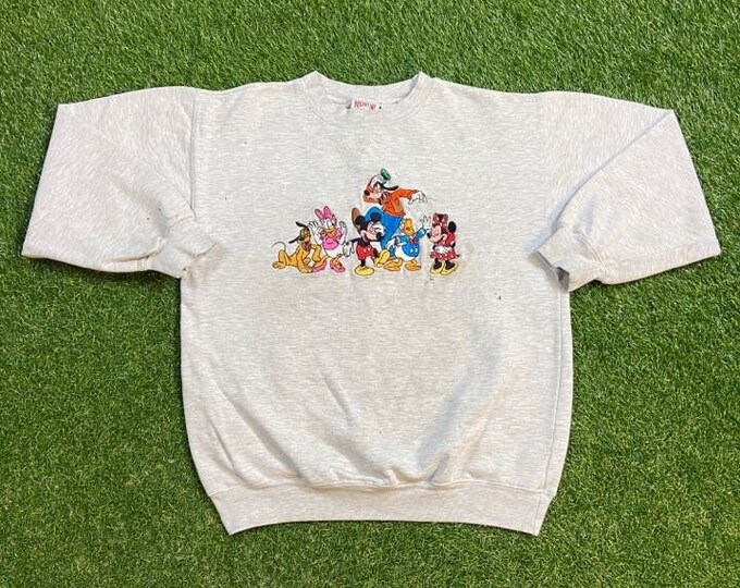 Vintage Walt Disney World Crewneck Sweatshirt Size Small S Mickey Mouse WDW Magic Kingdom Disneyland Classic 1990s 90s Pull Over Oversized