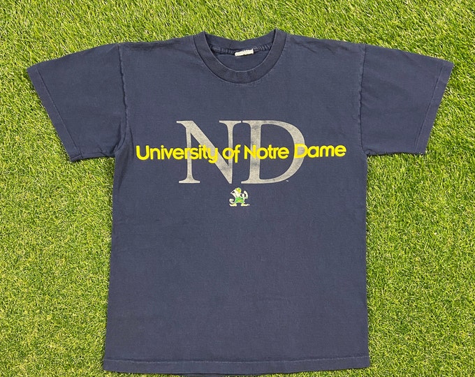 Vintage University of Notre Dame T Shirt Tee Size Small S Fighting Irish NCAA College Football 1990s 90s