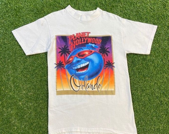 Vintage Planet Hollywood T Shirt Tee Size Small S Disneyland Walt Disney World Magic Kingdom WDW Mickey Mouse 1990s 90s