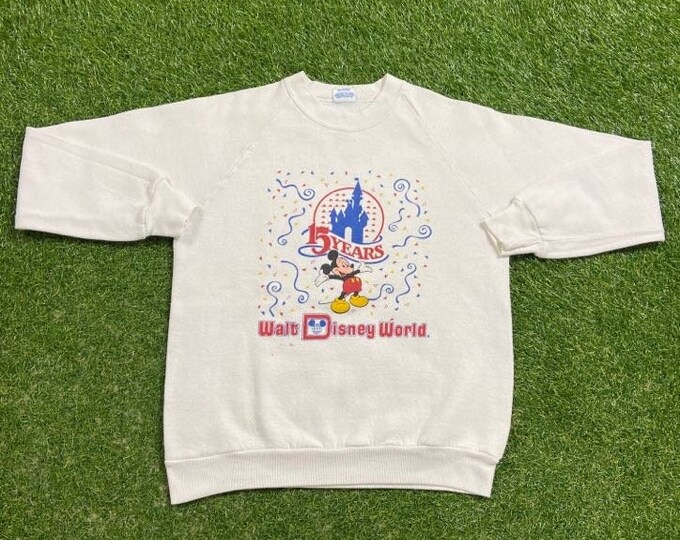 Vintage Walt Disney World Crewneck Sweatshirt Made USA Size Medium M Mickey Mouse Magic Kingdom WDW Disneyland 1990s 90s