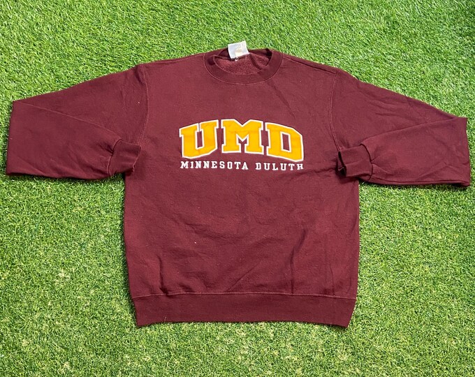 Vintage University of Minnesota Duluth UMD Crewneck Sweatshirt Champion Size Small S NCAA College Football Pull Over Oversized 1990s 90s