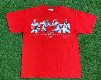 Vintage Tampa Bay Buccaneers T Shirt Tee Sport Attack Size Medium M NFL Football Super Champions Tom Brady TB12 00s