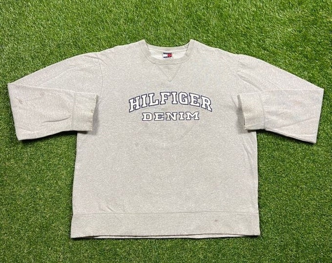 Vintage Tommy Hilfiger Crewneck Sweatshirt Size Xtra Large XL Quality 90s TH Comfortable 1990's Fit Streetwear Flag Originals Pull Over