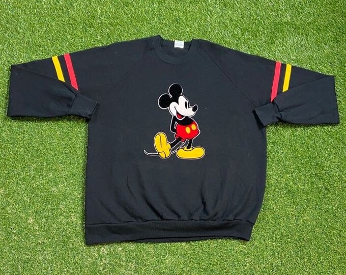 Vintage Mickey Mouse Crewneck Sweatshirt Made USA Size XXL 2XL Walt Disney World Magic Kingdom WDW 1990s 90s Pull Over Oversized