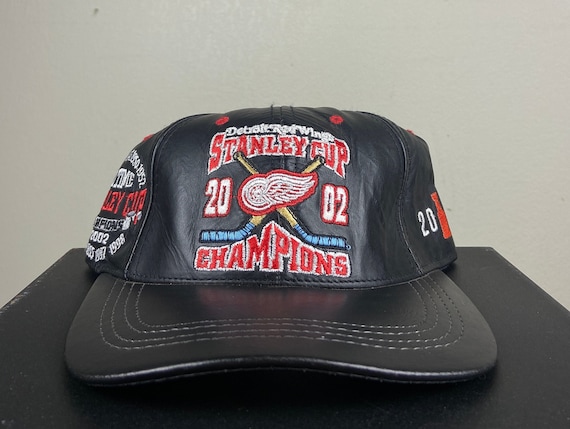 Vintage Detroit Red Wings 2002 Stanley Cup Champions Leather Strap