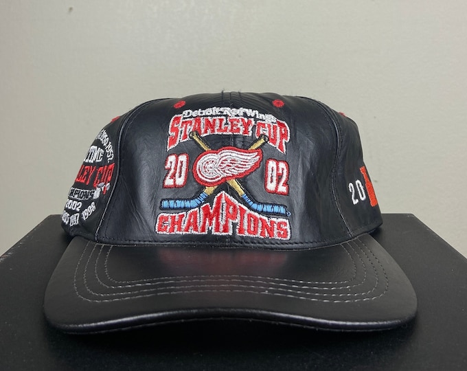 Vintage Detroit Red Wings 2002 Stanley Cup Champions Leather Strap back Hat JH Design Made USA NHL Hockey Michigan 90s