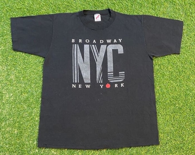 Vintage Broadway New York T Shirt Tee Jerzees Made USA Size Xtra Large XL Big Apple NYC Manhattan Theatre 1990s 90s