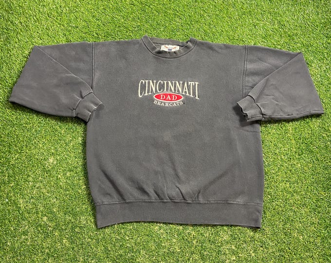 Vintage University of Cincinnati Bearcats Dad Crewneck Sweatshirt Made USA Size Large L Ohio NCAA Football Basketball Pull Over Oversized