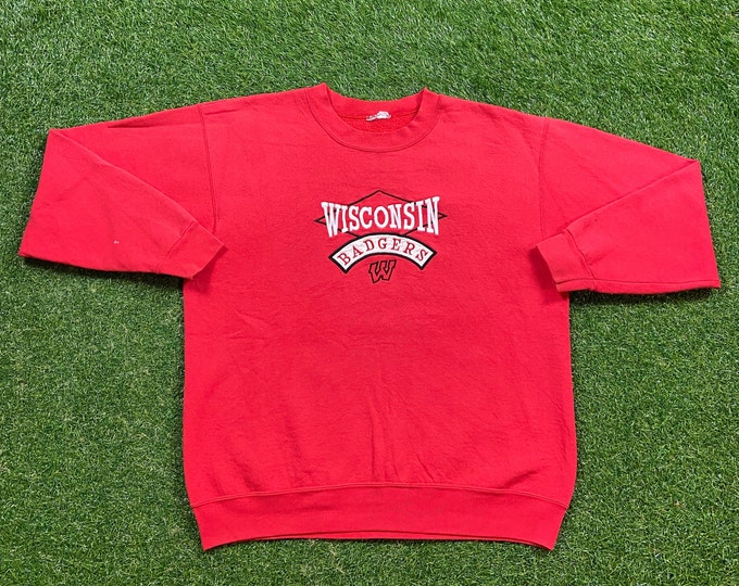 Vintage University of Wisconsin Badgers Crewneck Sweatshirt Size Xtra Large XL NCAA College Football Bucky Badger Pull Over Oversized