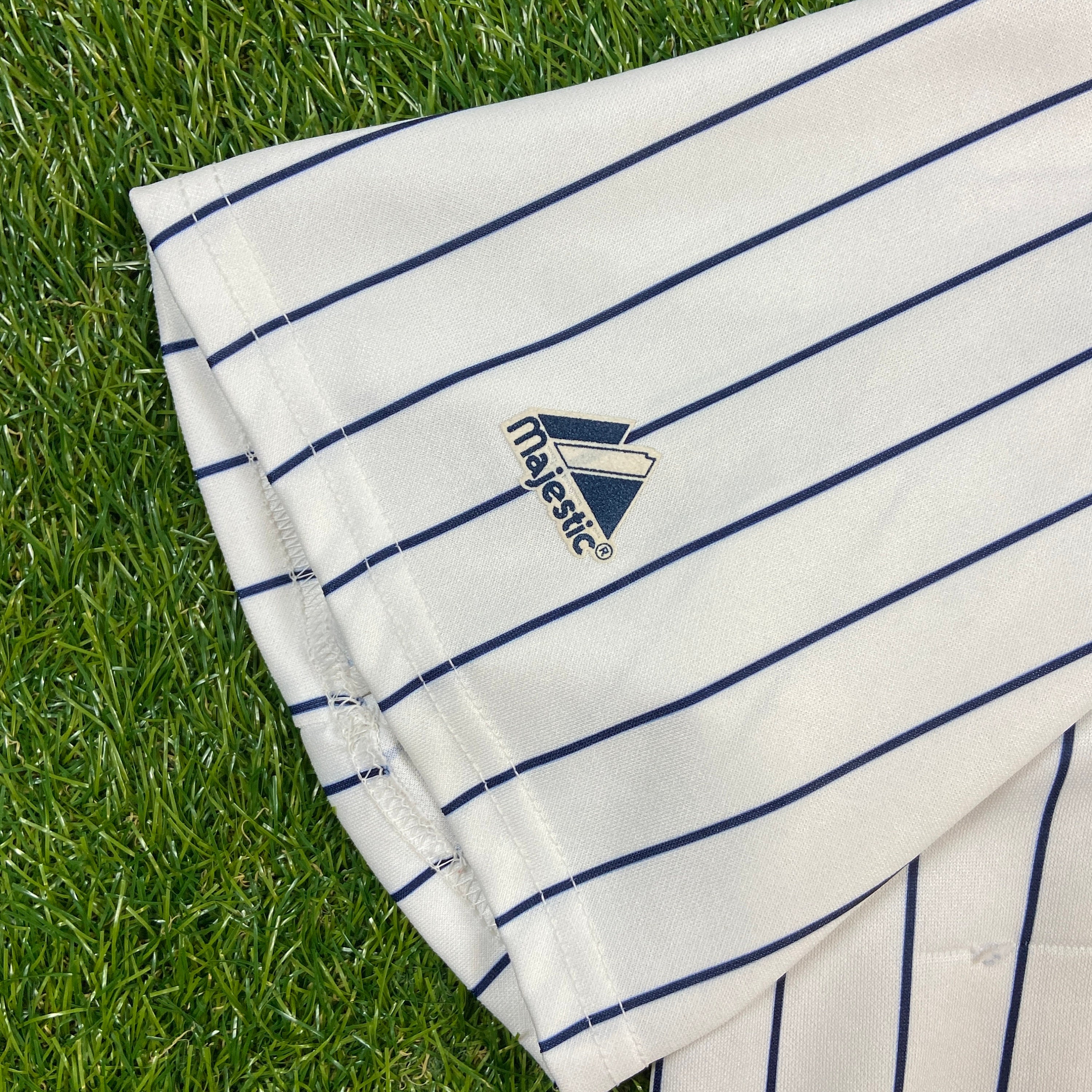Vintage New York Yankees Mariano Rivera #42 Pin Stripes Baseball Jersey Majestic Made USA Medium M MLB Baseball Bronx 1990s Authentic
