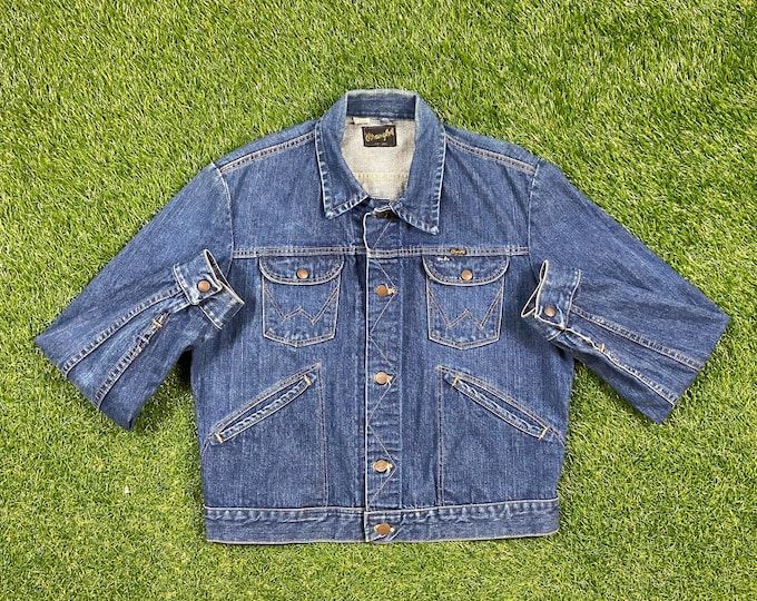 Vintage Wrangler Jean Jacket Made USA Size 44 American USA Classic Blue Jean Jacket Button Down 1970s 70s Original