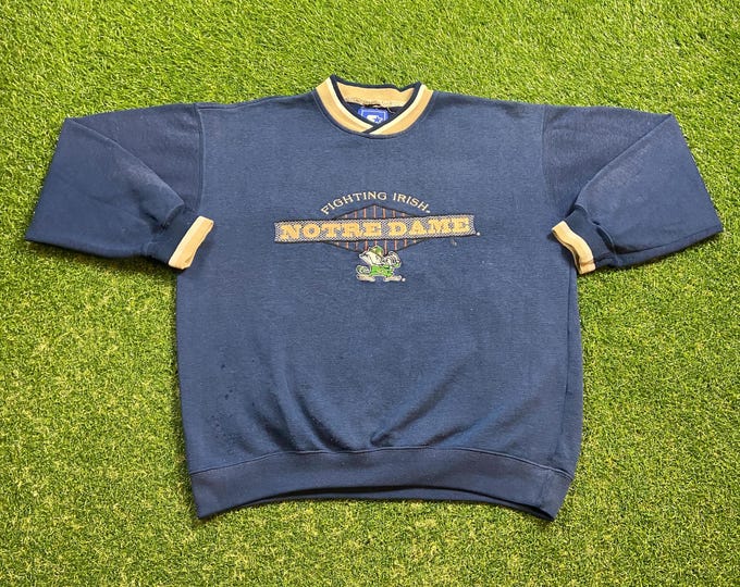 Vintage Notre Dame University Crewneck Sweatshirt Starter Size Xtra Large XL NCAA College Football Fighting Irish 1990s Pull Over Oversized