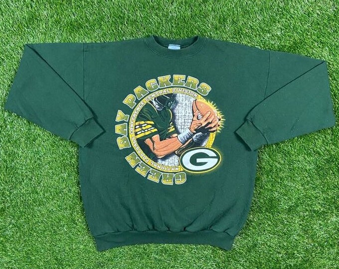 Vintage Green Bay Packers NFL Football Crewneck Sweatshirt Logo 7 in the USA Size Large Comfy Warm Classic 1990s Pull Over 90s