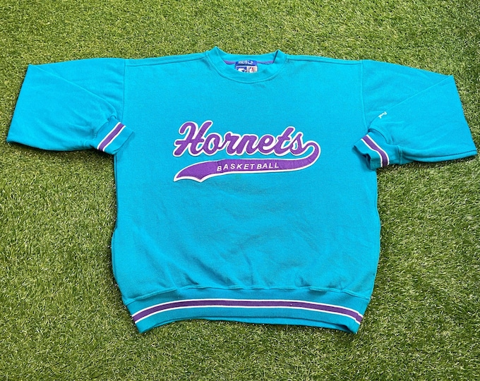 Vintage Charlotte Hornets Crewneck Sweatshirt Starter Size Xtra Large XL NBA Basketball North Carolina NC J Cole 1990s 90s Pull Over