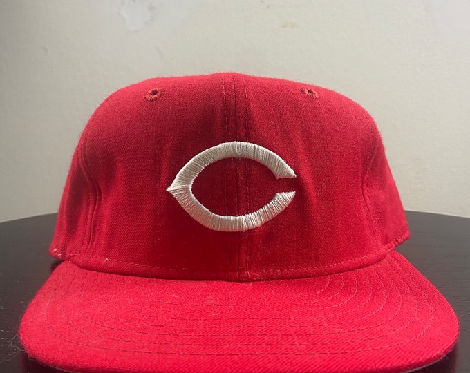 Vintage Cincinnati Reds Fitted Hat New Era Size 7 MLB Baseball Ken Griffey JR Ohio Cleveland 1990s 90s