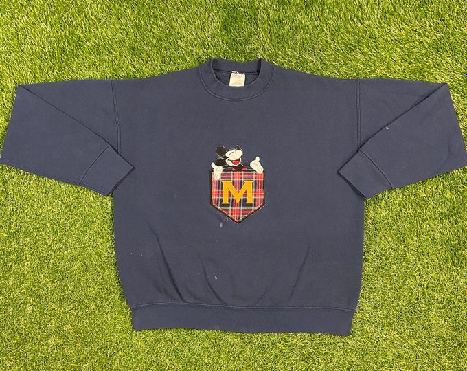 Vintage Mickey Mouse Crewneck Sweatshirt Mickey & Co Made USA Size Large L Walt Disney World Magic Kingdom Classic Rare Pull Over Oversized